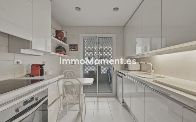 Wiederverkauf - Wohnung - Marbella - Puerto Banús