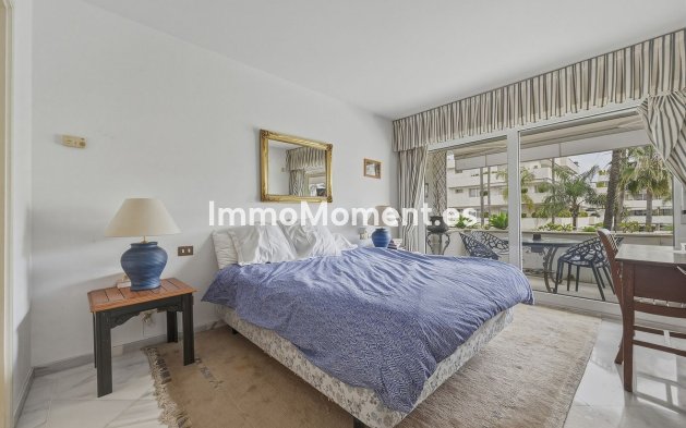 Wiederverkauf - Wohnung - Marbella - Puerto Banús