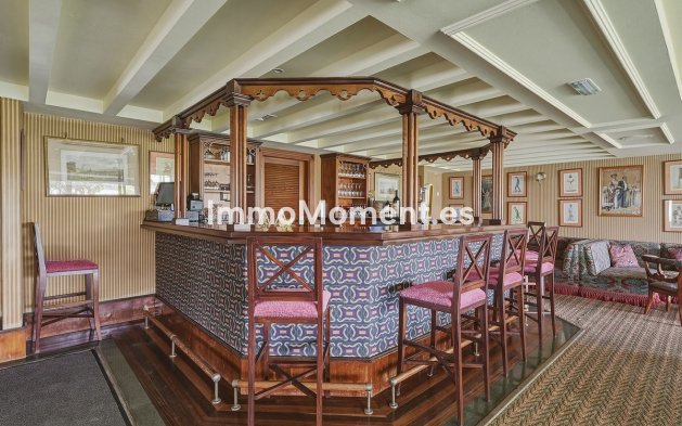 Wiederverkauf - Wohnung - Marbella - Puerto Banús