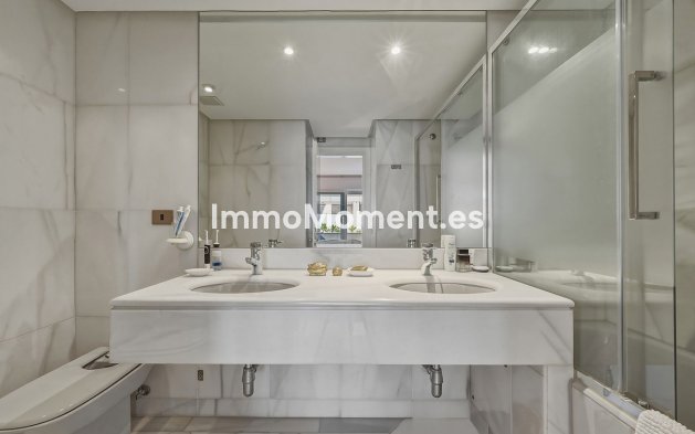 Wiederverkauf - Wohnung - Marbella - Puerto Banús