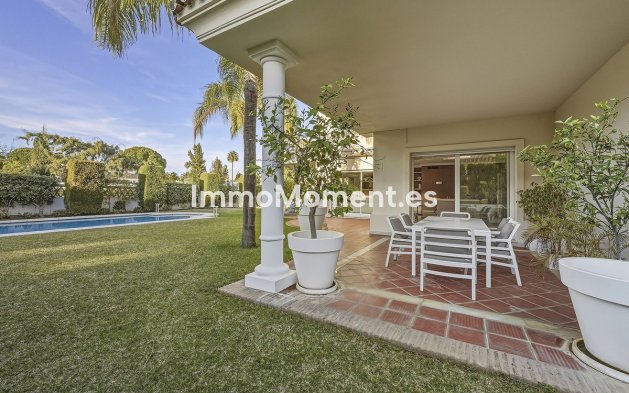 Revente - Villa - Marbella - Guadalmina Alta