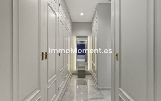 Revente - Villa - Marbella - Guadalmina Alta