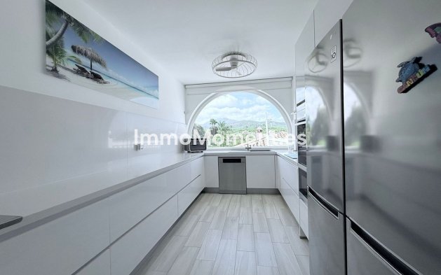 Revente - Villa - Intérieur                       - Coín