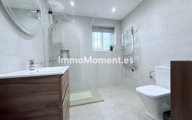 Revente - Villa - Intérieur                       - Coín