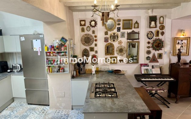 Revente - Maison mitoyenne - Intérieur                       - Monda