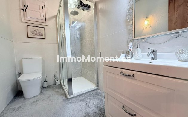 Revente - Maison mitoyenne - Intérieur                       - Monda