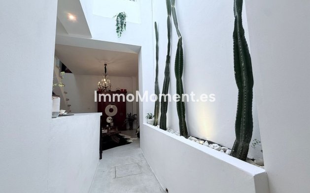 Revente - Maison mitoyenne - Intérieur                       - Coín