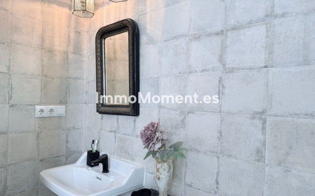 Revente - Maison mitoyenne - Intérieur                       - Coín