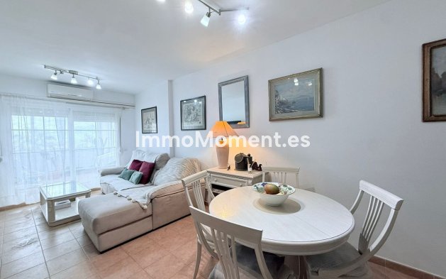 Wiederverkauf - Wohnung -   Inländisch - Alhaurín el Grande Centro