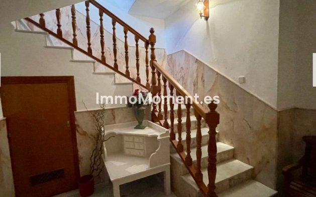 Wiederverkauf - Wohnung - Estepona  - Estepona Centro