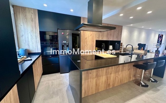 Wiederverkauf - Wohnung - Estepona  - Estepona Centro