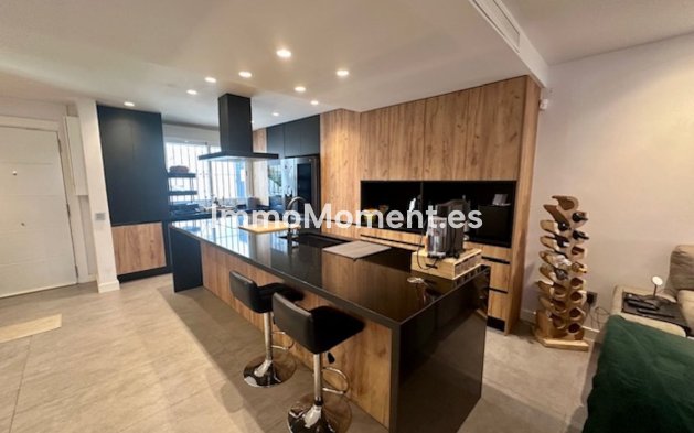 Wiederverkauf - Wohnung - Estepona  - Estepona Centro