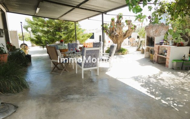 Wiederverkauf - Landhaus - Dolores - Dolores Centro