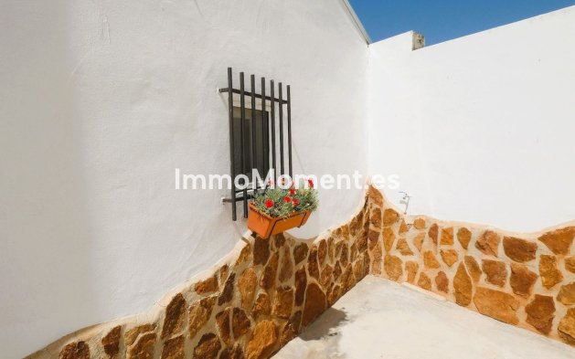 Wiederverkauf - Landhaus - Dolores - Dolores Centro