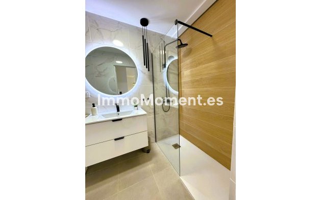 Wiederverkauf - Wohnung - Torrevieja - Torrevieja Centro