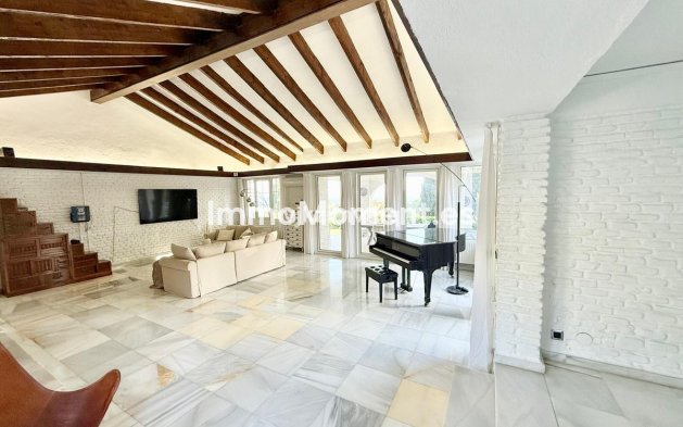 Wiederverkauf - Villa - Benalmadena - Benalmadena Pueblo