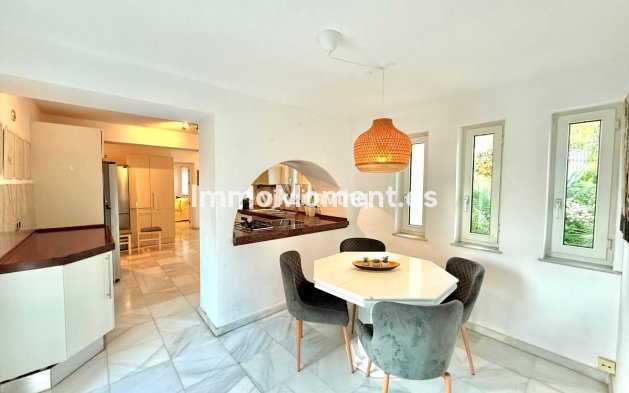 Wiederverkauf - Villa - Benalmadena - Benalmadena Pueblo