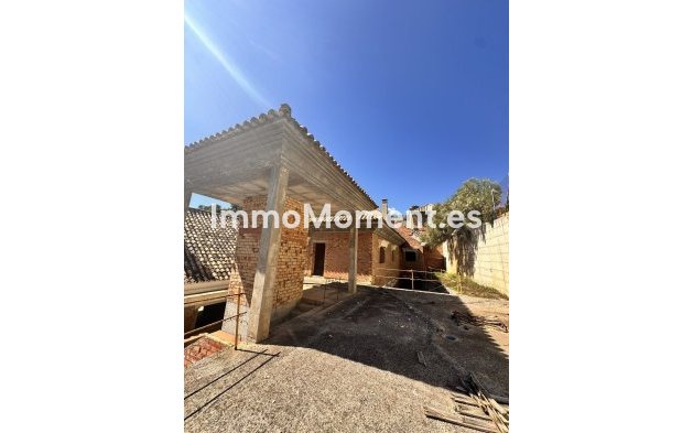 Reventa - Parcela - Interior  - Istán