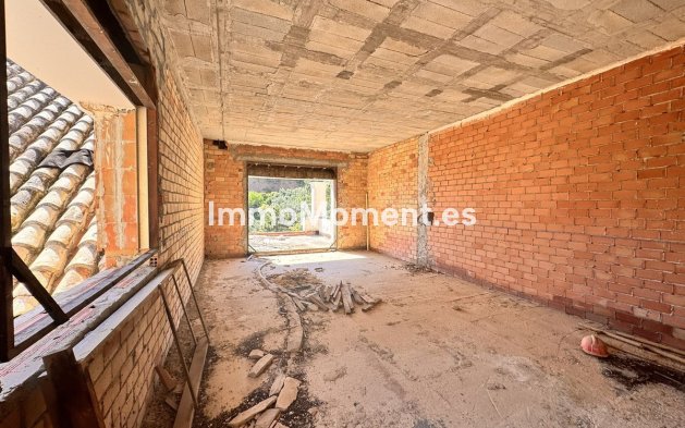 Reventa - Parcela - Interior  - Istán