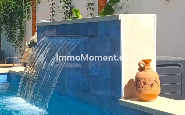 Wiederverkauf - Villa - Benalmadena - Benalmadena Centro