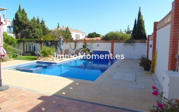 Wiederverkauf - Villa - Benalmadena - Benalmadena Centro