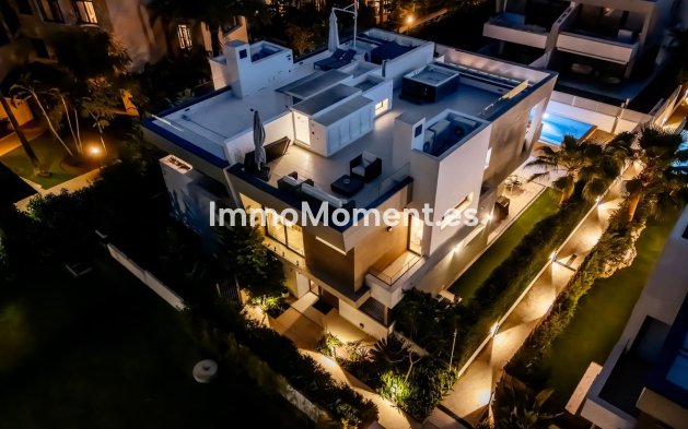 Bestaande woning - Villa - Marbella - Puerto Banús