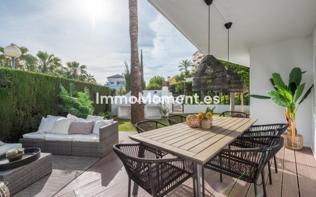 Resale - Apartment - Marbella - Nueva Andalucía