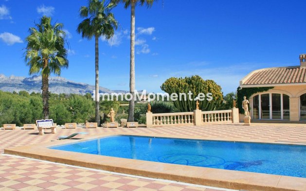 Resale - Detached villa - Alfaz del Pi - L'Alfás del Pi Centro