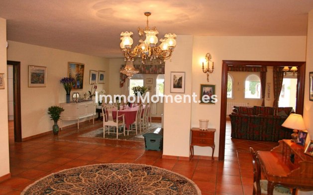 Resale - Detached villa - Alfaz del Pi - L'Alfás del Pi Centro