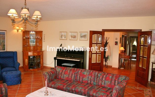 Resale - Detached villa - Alfaz del Pi - L'Alfás del Pi Centro