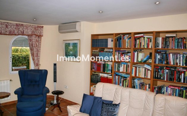 Resale - Detached villa - Alfaz del Pi - L'Alfás del Pi Centro