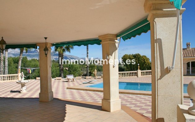 Resale - Detached villa - Alfaz del Pi - L'Alfás del Pi Centro