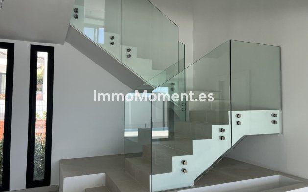 Resale - Villa - Fuengirola - Fuengirola Centro