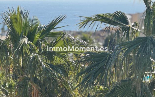 Resale - Villa - Fuengirola - Fuengirola Centro