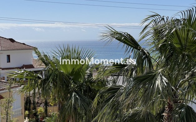 Resale - Villa - Fuengirola - Fuengirola Centro