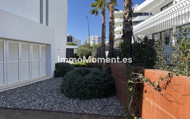 Resale - Villa - Fuengirola - Fuengirola Centro