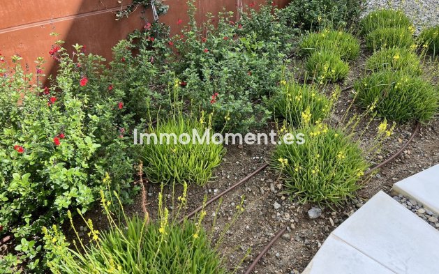 Resale - Villa - Fuengirola - Fuengirola Centro