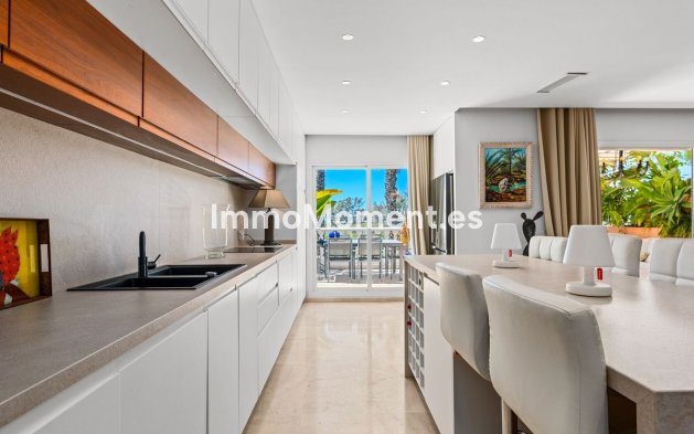 Wiederverkauf - Wohnung - Estepona  - Estepona Centro