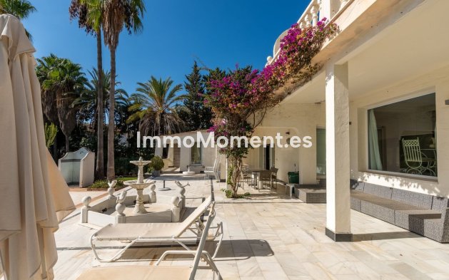 Resale - Villa - Estepona - Estepona Centro