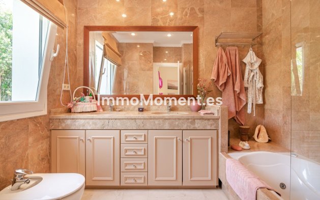 Revente - Villa - Benahavís - Benahavís Centro