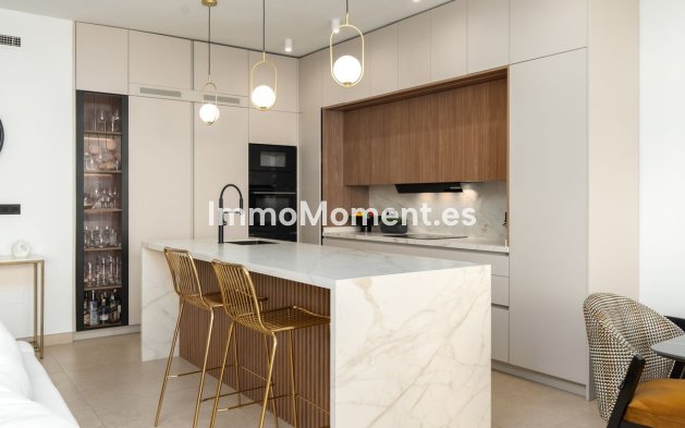 Wiederverkauf - Wohnung - Benalmadena - Benalmadena Centro