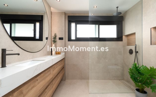 Wiederverkauf - Wohnung - Benalmadena - Benalmadena Centro