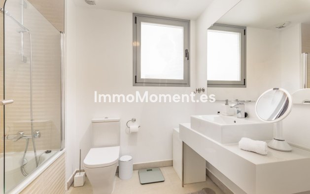 Revente - Appartement - Estepona  - Estepona Centro