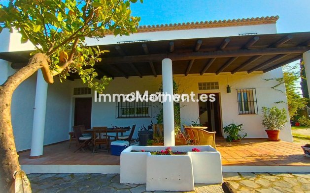 Wiederverkauf - Villa - Estepona  - Estepona Centro