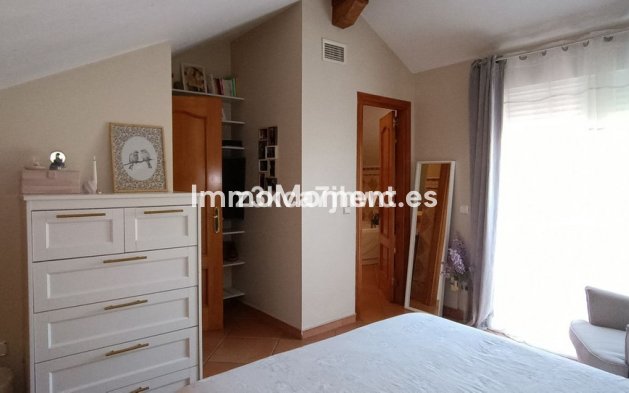 Wiederverkauf - Reihenhaus - Estepona  - Estepona Centro