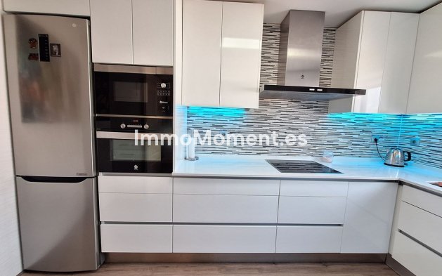 Revente - Maison mitoyenne - Estepona  - Estepona Centro