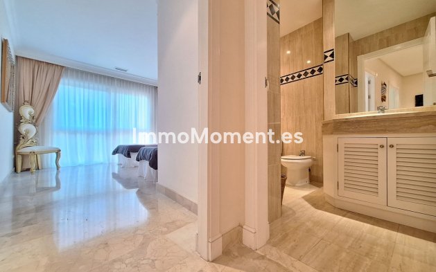 Wiederverkauf - Wohnung - Marbella - Nueva Andalucía