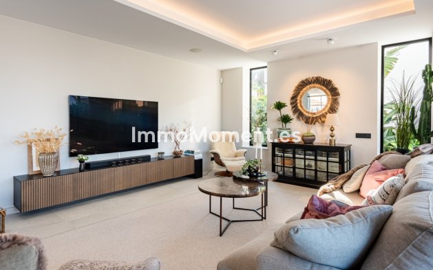 Resale - Detached villa - Mijas - Cerros del Aguila