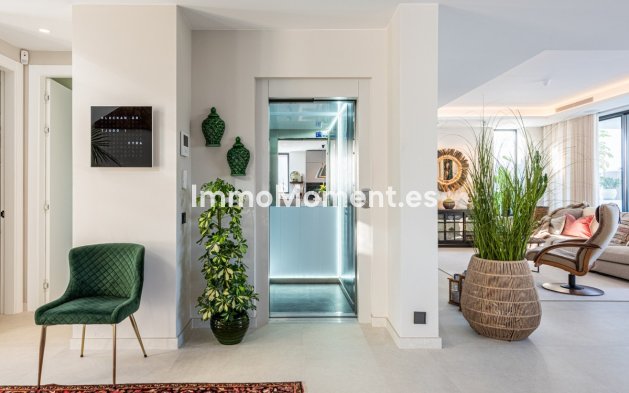 Resale - Detached villa - Mijas - Cerros del Aguila