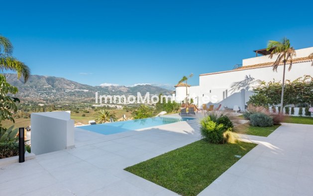 Resale - Detached villa - Mijas - Cerros del Aguila